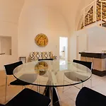Bed & Breakfast Suites7